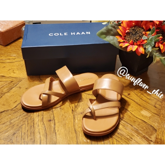[NEW] Cole Haan Felicia Thong Sandals - Picture 5 of 11